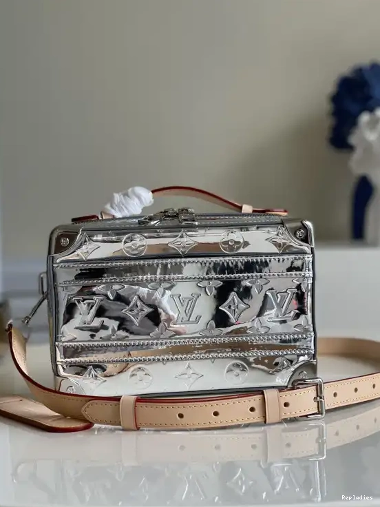 Cheap VUITTON LOUIS TRUNK HANDLE 0702
